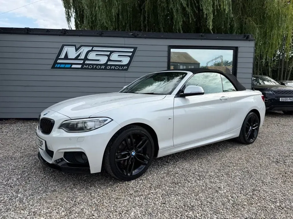 Used BMW 220 M Sport 190 HP (139 kW) 2017 White Cabriolet