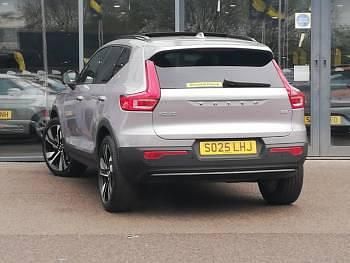 Used Volvo XC40 Ultra 163 HP (119 kW) 2025 Silver SUV