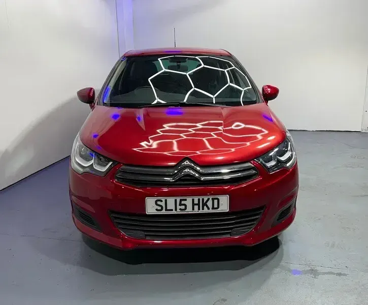 Used Citroën C4 Feel 114 HP (83 kW) 2015 Red Hatchback