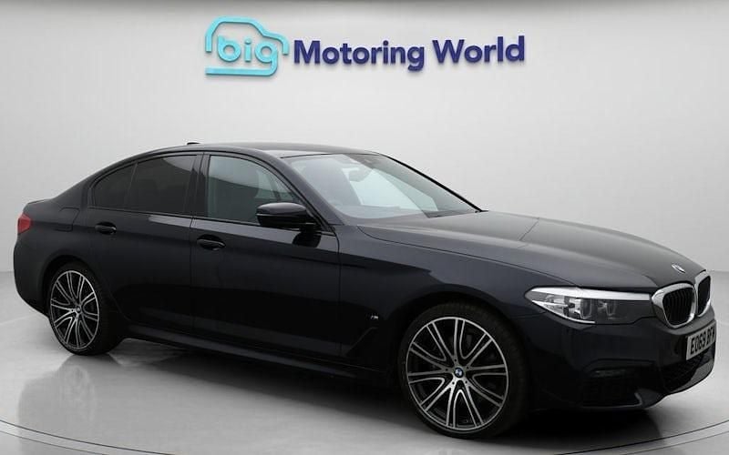 Used 2019 BMW 530e M Sport Sedan | £19,000 (Fair price) - Image 1/4