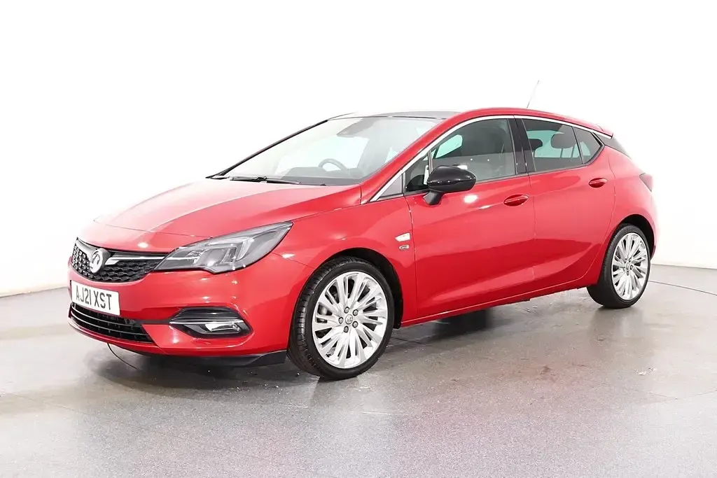 Second-hand Vauxhall Astra Edition 2021 Roșu Hatchback