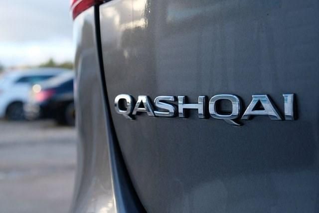 Used Nissan Qashqai Acenta Premium 113 HP (83 kW) 2014 Grey SUV