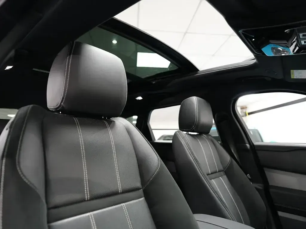 Used Land Rover Range Rover Velar SE Dynamic 204 HP (150 kW) 2022 Black SUV