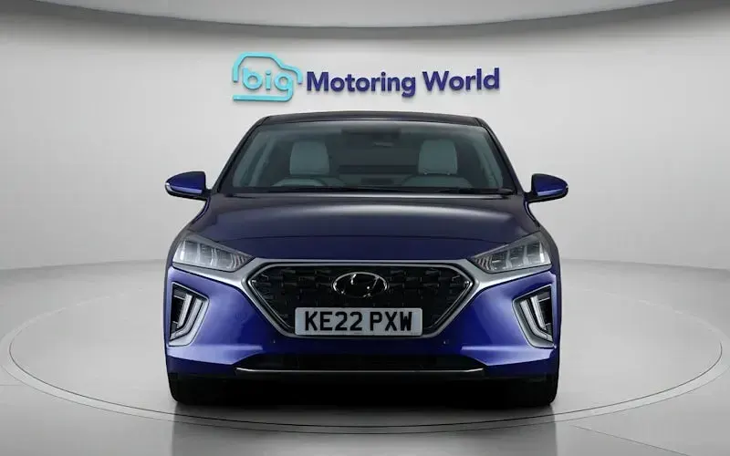 Used Hyundai Ioniq Premium SE 141 HP (103 kW) 2022 Blue Hatchback