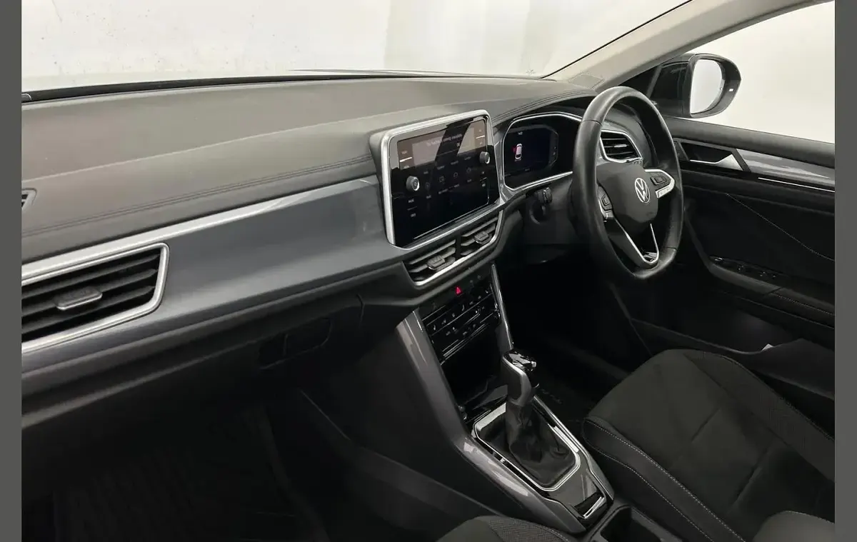 Used VW T-Roc Style 150 HP (110 kW) 2022 Silver SUV