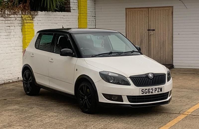 White Used 2012 Skoda Fabia Monte Carlo Hatchback | £3,595 (A bit pricey) - Image 1/4
