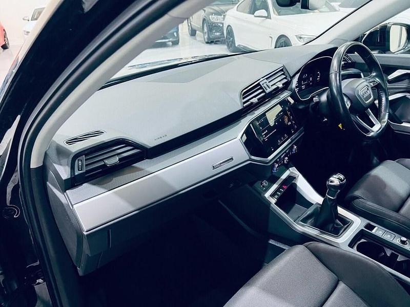 Used Audi Q3 Sport 150 HP (110 kW) 2019 Black SUV