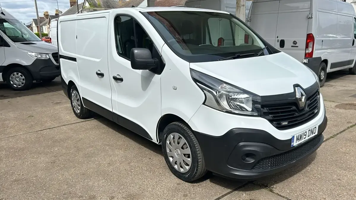 Used Renault Trafic Business 2019 White MPV