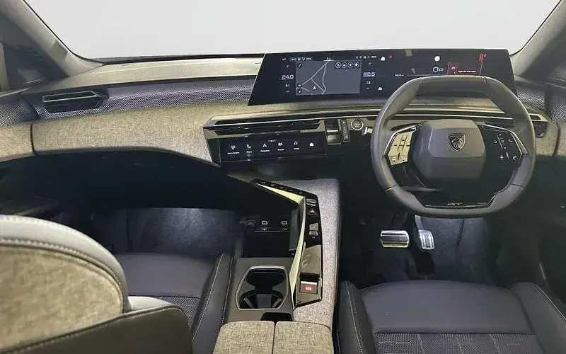 Second-hand Peugeot 3008 GTi 136 CP (100 kW) 2025 Negru SUV