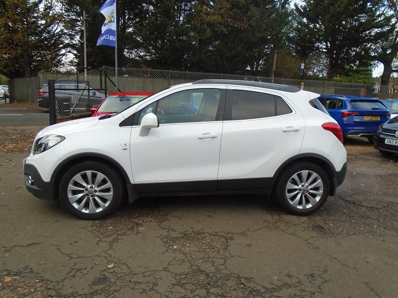 Used Vauxhall Mokka 2015 White SUV