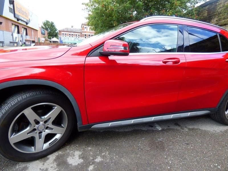 Used Mercedes GLA200 AMG line 136 HP (100 kW) 2015 Red SUV