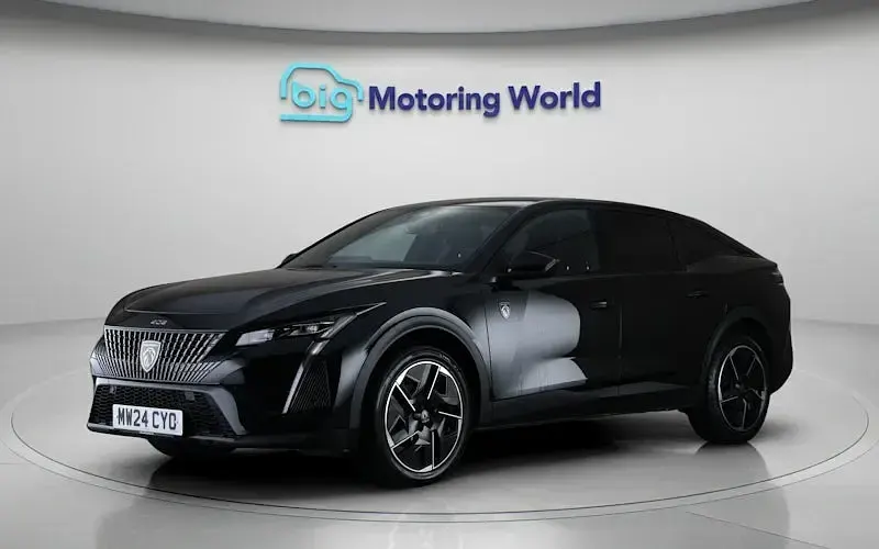 Usado Peugeot 408 GT 131 CV (96 kW) 2024 Negro SUV