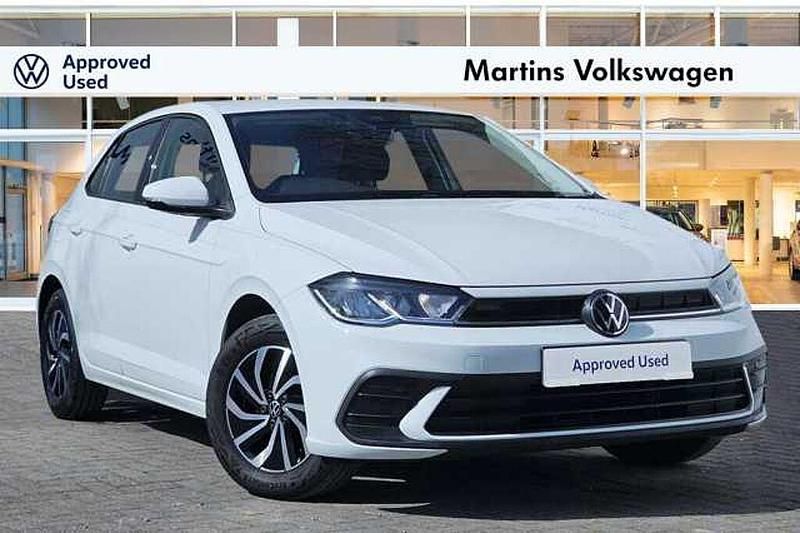 Used VW Polo Life 80 HP (58 kW) 2023 White Hatchback