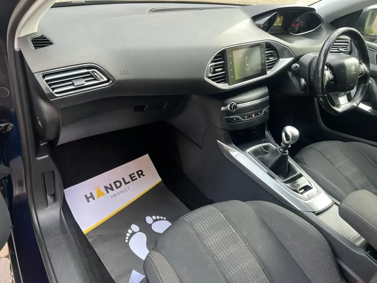Gebraucht Peugeot 308 Allure 2015 Blau Kleinwagen