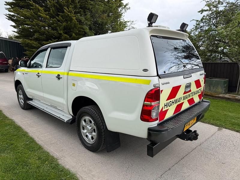 Usado Toyota HiLux Active 144 CV (105 kW) 2014 Blanco Pickup/Camioneta