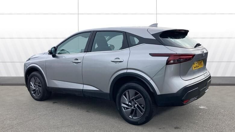 Used Nissan Qashqai Acenta Premium 140 HP (102 kW) 2023 Silver SUV