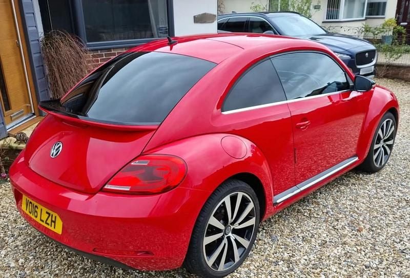 Used VW Beetle Sportline 150 HP (110 kW) 2016 Red Hatchback