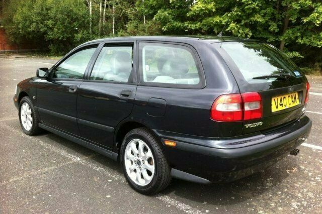 Used Volvo V40 122 HP (89 kW) 2000 Estate