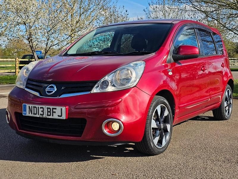 Used Nissan Note N-TEC 110 HP (80 kW) 2013 Red Hatchback