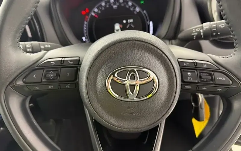 Used Toyota Aygo X 72 HP (52 kW) 2023 Green SUV