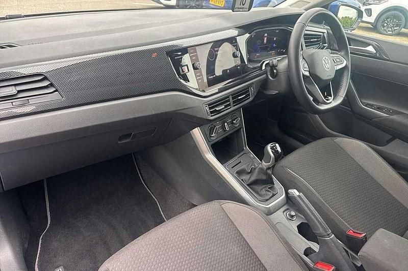 Used VW Polo Match 95 HP (69 kW) 2024 Blue Hatchback