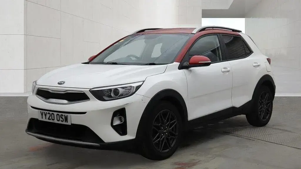 Used Kia Stonic 118 HP (86 kW) 2020 White SUV