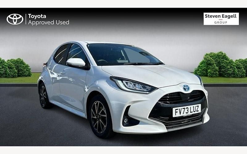 Used Toyota Yaris Hybrid Design 116 HP (85 kW) 2026 Hatchback