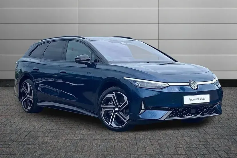 Used VW ID.7 GTX 250 kW (340 HP) 2026 Aquamarine blue with black roof Estate