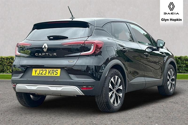 Used Renault Captur Evolution 142 HP (104 kW) 2023 Black  SUV