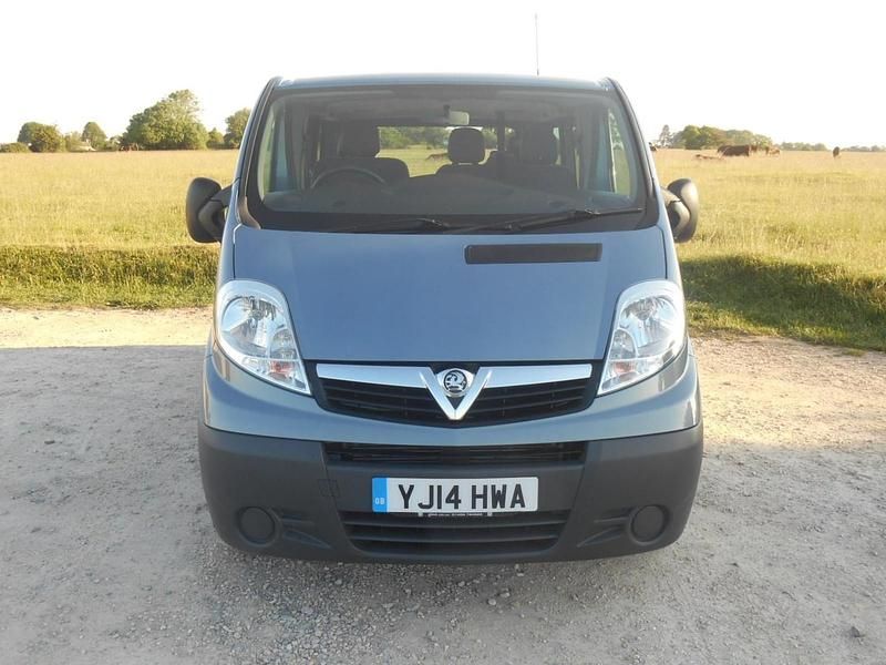 Used Vauxhall Vivaro 2014 Blue MPV