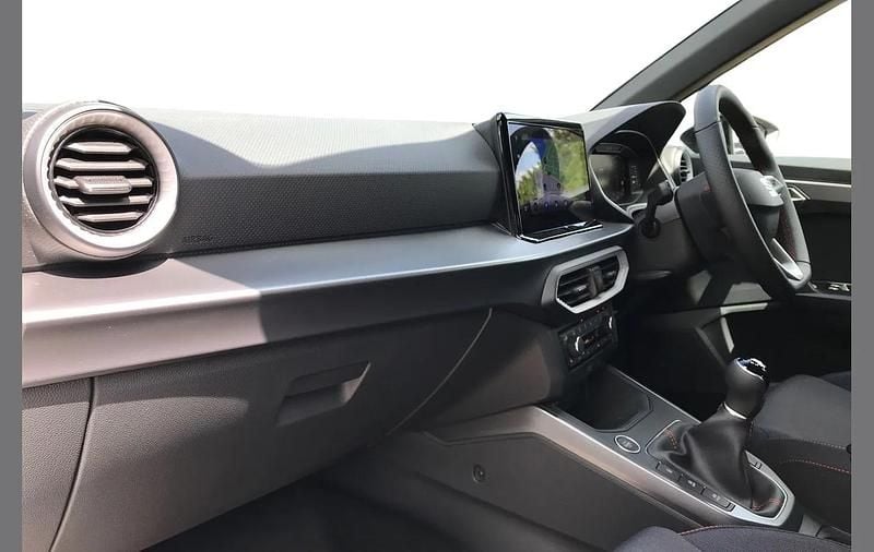 Used Seat Arona Black Edition 113 HP (83 kW) 2026 White SUV