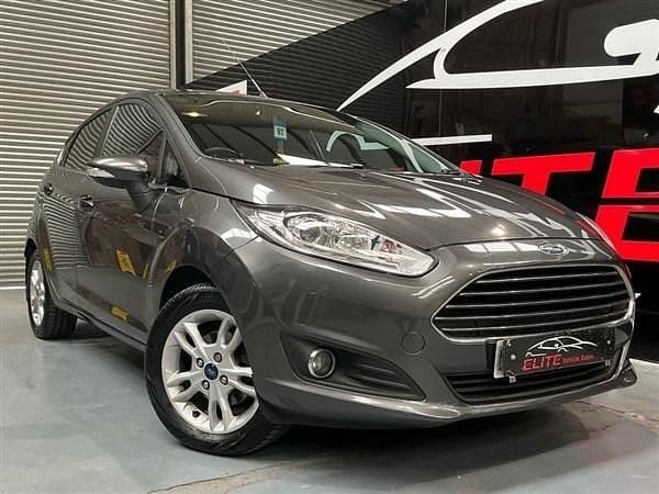 Grey Used 2015 Ford Fiesta Zetec Hatchback | £3,695 (Fair price) - Image 1/4