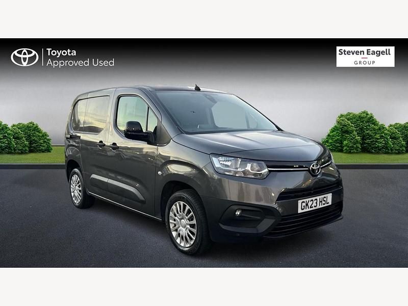 Grey Used 2023 Toyota Proace MPV | £15,995 (Fair price) - Image 1/3