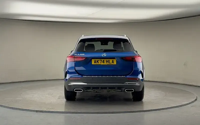 Used Mercedes GLA200 Executive 163 HP (119 kW) 2024 SUV