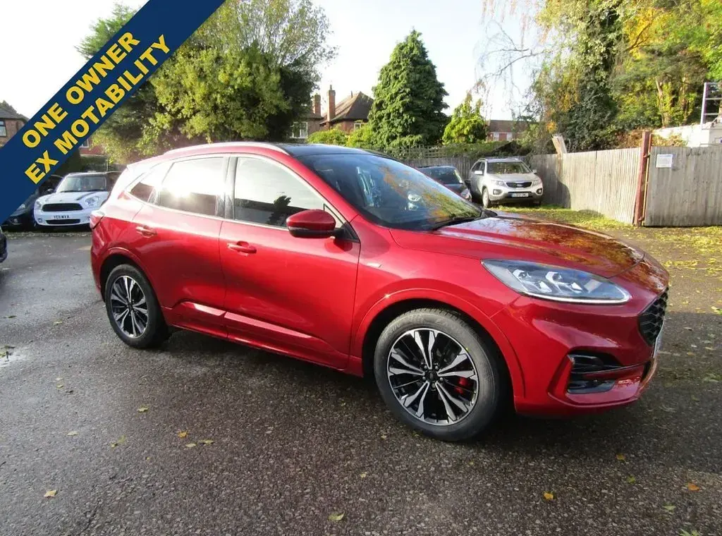 Used Ford Kuga ST-Line X 225 HP (165 kW) 2022 Red SUV