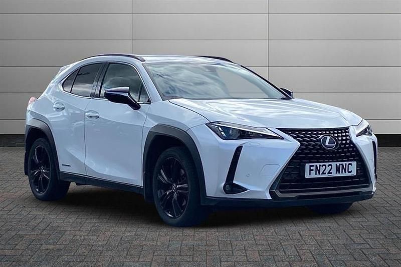 Sonic white Used 2022 Lexus UX 250h Sport Line SUV | £20,495 (Fair price) - Image 1/3