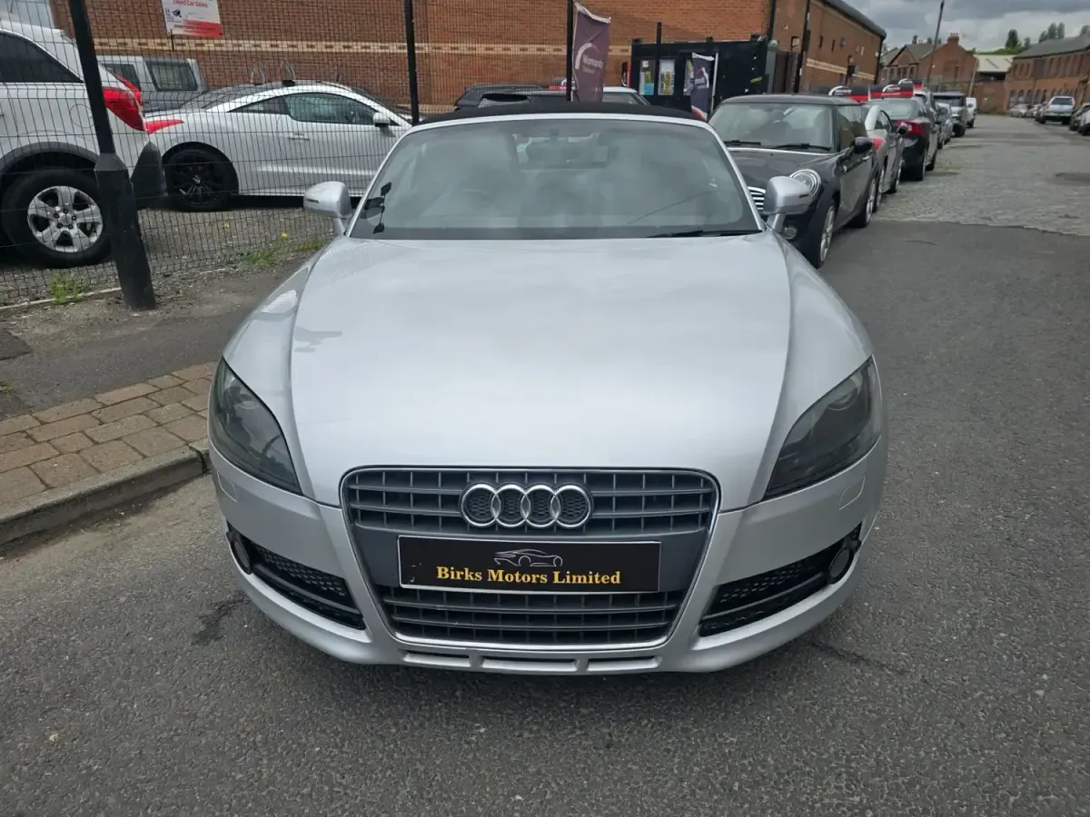 Begagnad Audi TT Performance 200 HK (147 kW) 2007 Silver Sportkupé