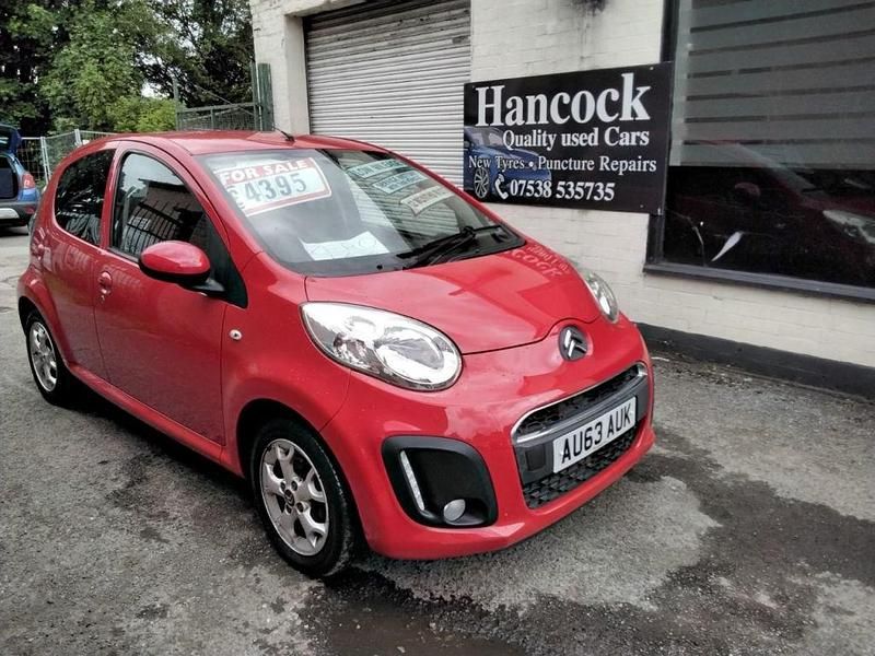 Red Used 2013 Citroën C1 VTR Sport Hatchback | £3,995 (Fair price) - Image 1/4
