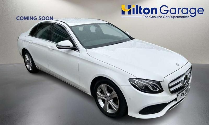 Used Mercedes E220 SE 2016 White Sedan