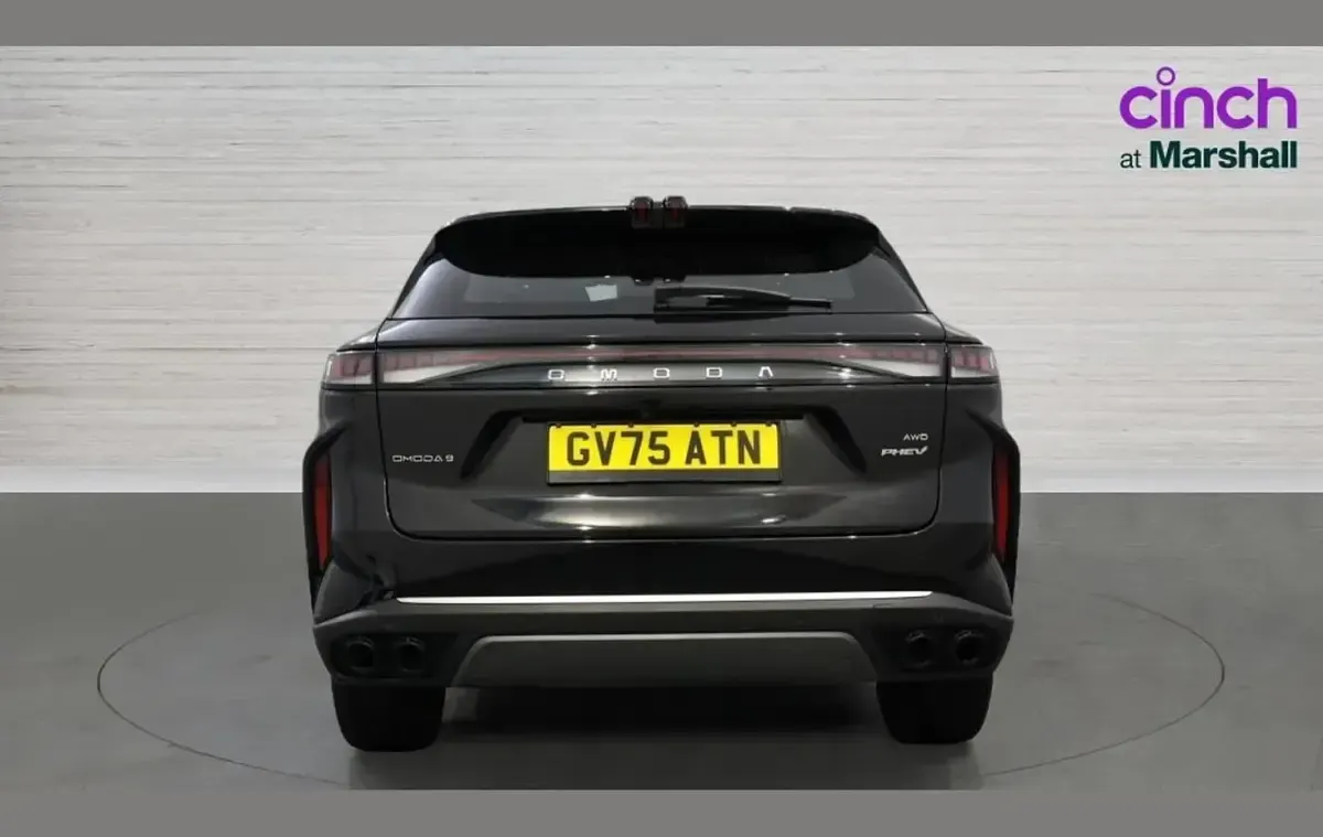 Used Omoda 9 442 HP (325 kW) 2025 Black SUV