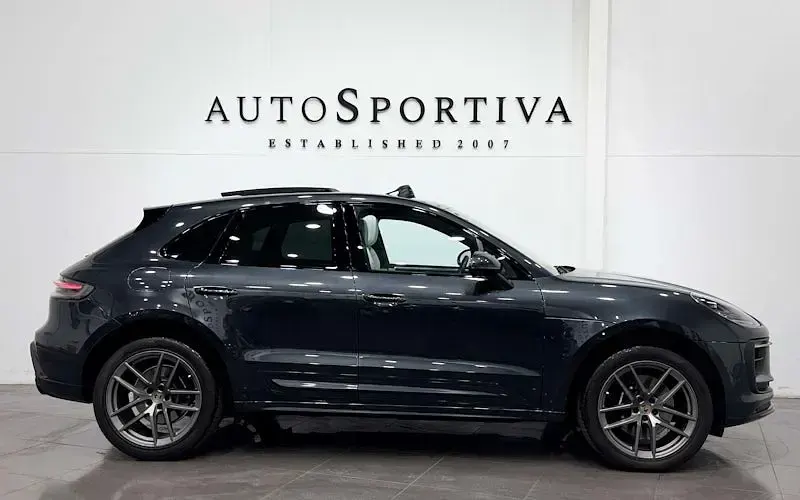 Used Porsche Macan 379 HP (278 kW) 2025 SUV