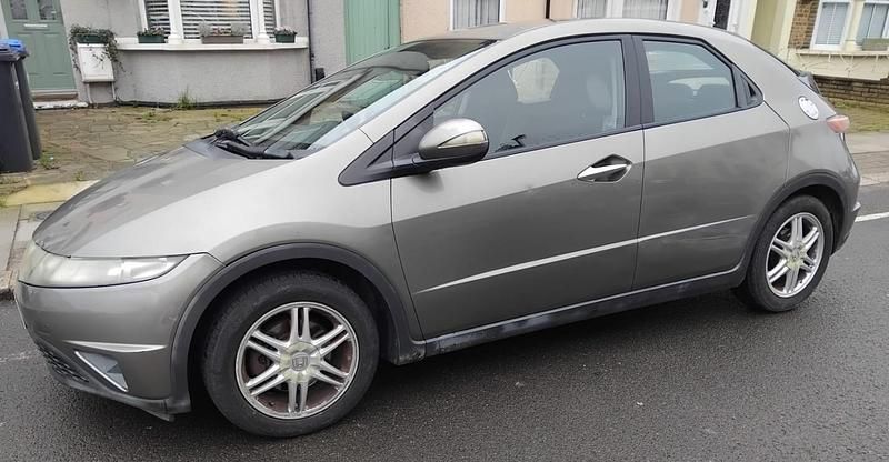 Begagnad Honda Civic SE 2008 Grå Halvkombi