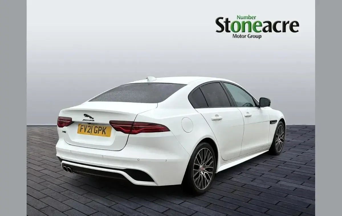 Used Jaguar XE R-Dynamic 204 HP (150 kW) 2021 White Sedan