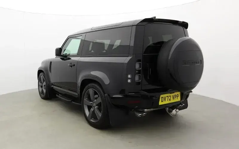 Second-hand Land Rover Defender 525 CP (386 kW) 2024 SUV