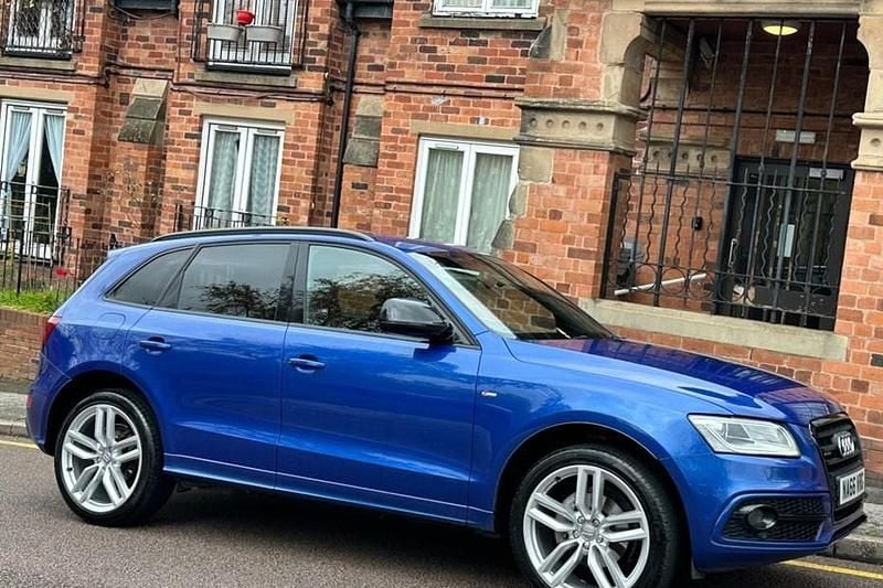 Blue Used 2016 Audi Q5 S-line plus SUV | £9,950 (Fair price) - Image 1/1