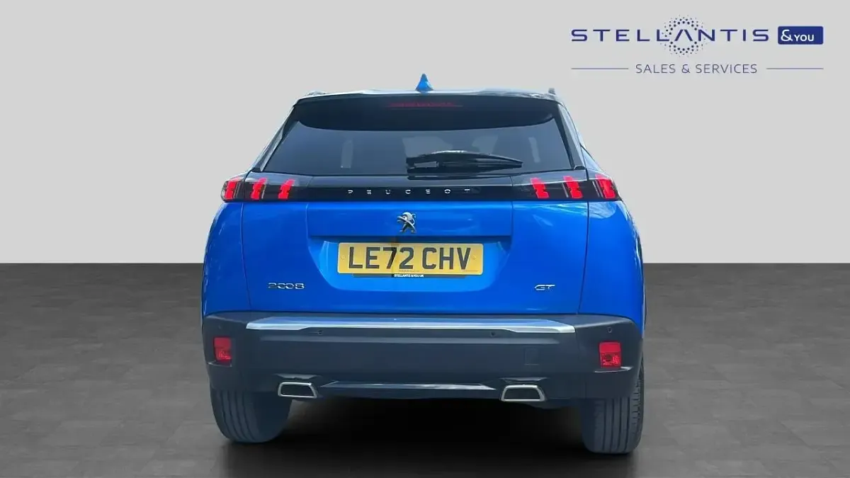 Used Peugeot 2008 GT 129 HP (94 kW) 2023 Blue SUV