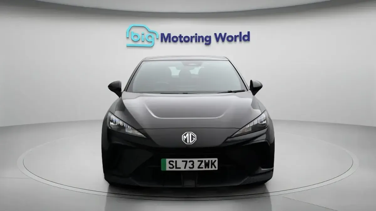 Used MG MG4 EV SE 319 kW (435 HP) 2023 Black Hatchback