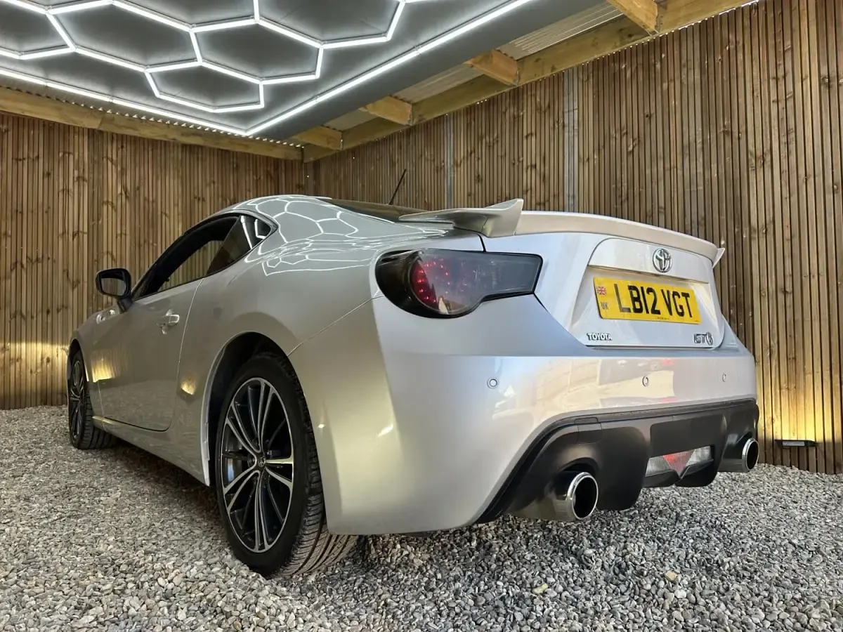 Usado Toyota GT86 GT 200 HP (147 kW) 2012 Prateado Coupé