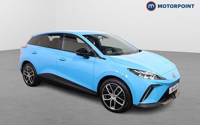 Used 2025 MG MG4 EV Trophy Hatchback | £16,949 (Good price) - Image 1/4