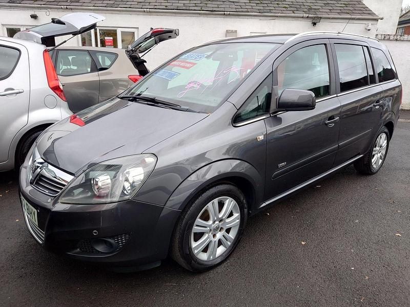 Grey Used 2012 Vauxhall Zafira Design Edition MPV | £4,495 (Fair price) - Image 1/1
